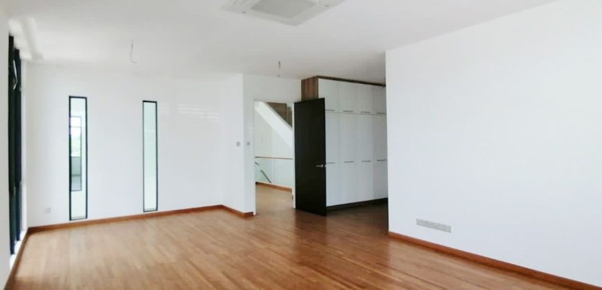 Senibong Cove – 3 Storey Bungalow – FOR SALE Senibong Cove – 3 Storey Bungalow – FOR SALE