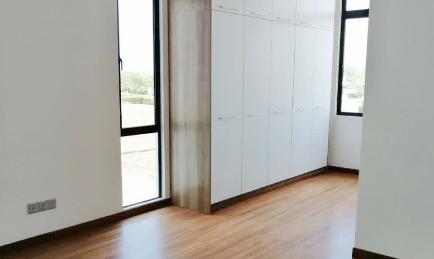 Senibong Cove – 3 Storey Bungalow – FOR SALE Senibong Cove – 3 Storey Bungalow – FOR SALE