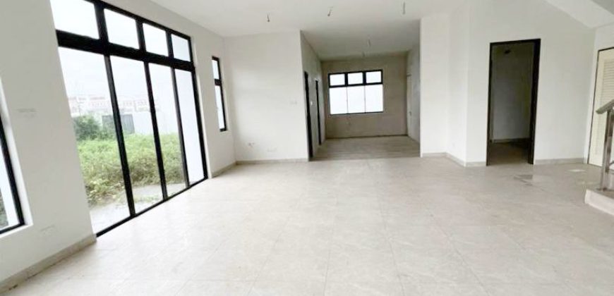 Nusa Sentral – 3 Storey Corner Semi Detached House – FOR SALE