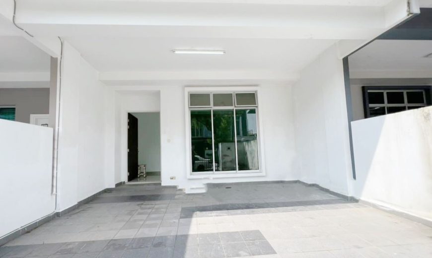 Mount Austin – 2 Storey Terrace House – FOR SALE Mount Austin – 2 Storey Terrace House – FOR SALE