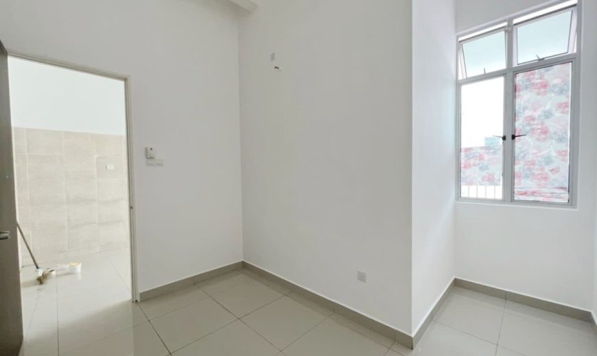 Mount Austin – 2 Storey Terrace House – FOR SALE Mount Austin – 2 Storey Terrace House – FOR SALE