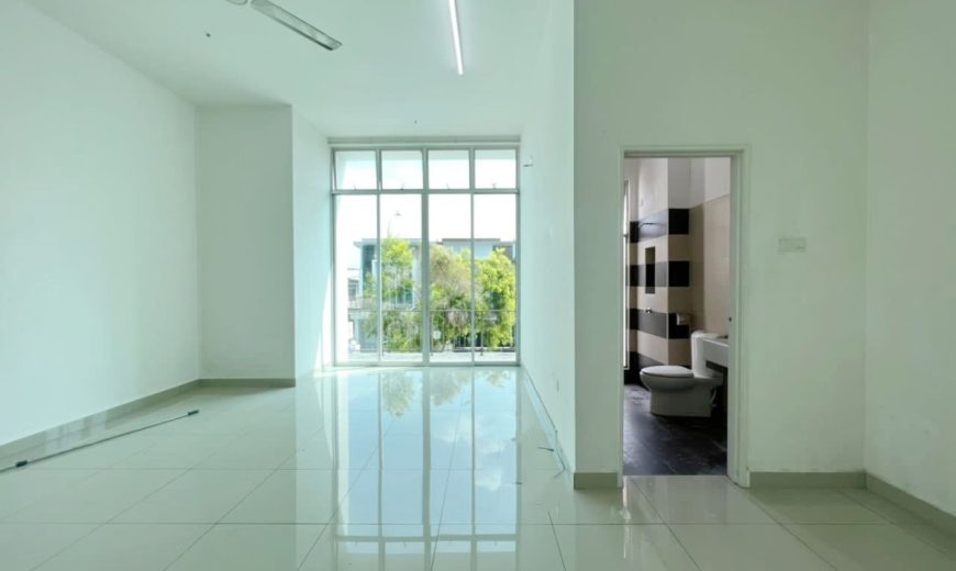 Mount Austin – 2 Storey Terrace House – FOR SALE Mount Austin – 2 Storey Terrace House – FOR SALE