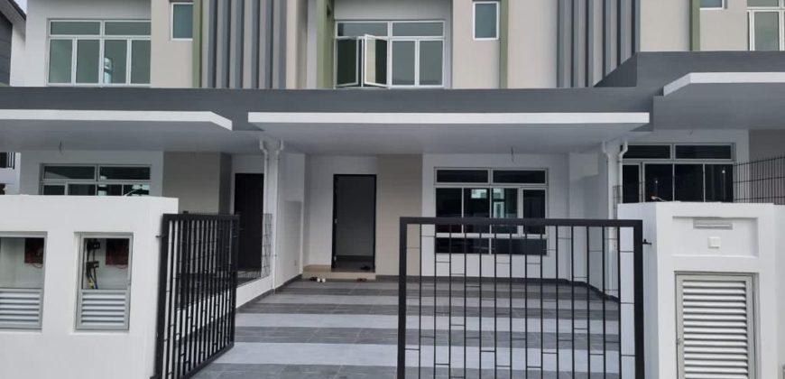 Taman Iconia @ Impian Emas – 2 Storey Terrace House – FOR SALE Taman Iconia @ Impian Emas – 2 Storey Terrace House – FOR SALE