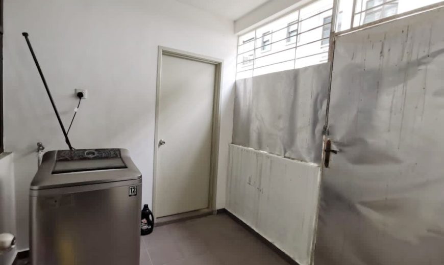 Taman Kempas Utama – 2.5 Storey Terrace House – FOR SALE