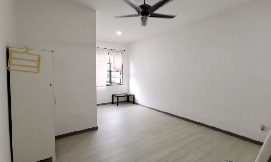 Taman Kempas Utama – 2.5 Storey Terrace House – FOR SALE Taman Kempas Utama – 2.5 Storey Terrace House – FOR SALE