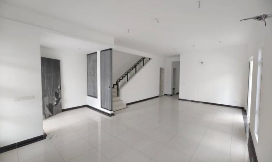 Setia Tropika – 2 Storey Cluster House – FOR SALE Setia Tropika – 2 Storey Cluster House – FOR SALE
