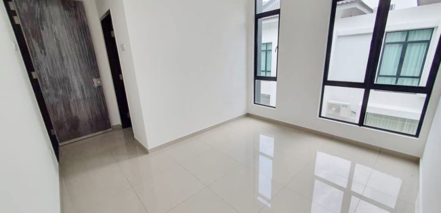 Austin Duta – 2 Storey Cluster House – FOR SALE Austin Duta – 2 Storey Cluster House – FOR SALE