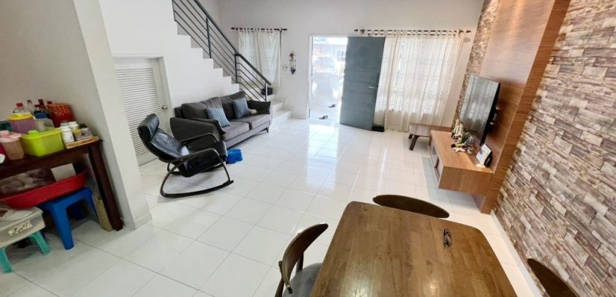 Setia Tropika – 2 Storey Terrace House – FOR SALE Setia Tropika – 2 Storey Terrace House – FOR SALE