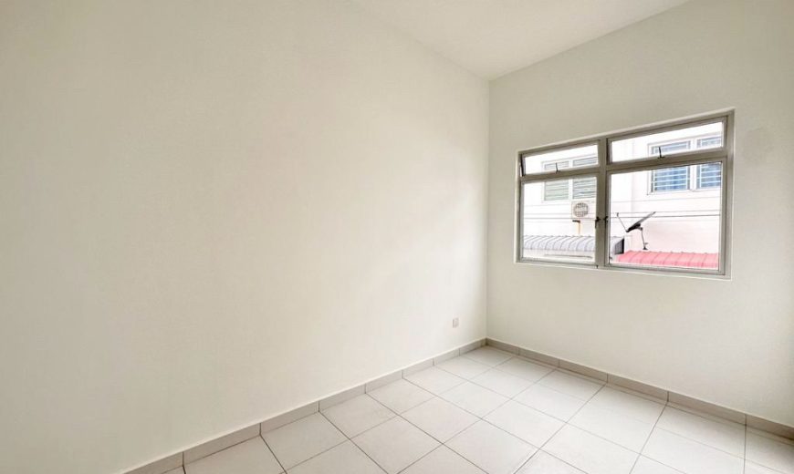 Maya Height @ Bandar Baru Seri Alam – 3 Storey Terrace House – FOR SALE Maya Height @ Bandar Baru Seri Alam – 3 Storey Terrace House – FOR SALE