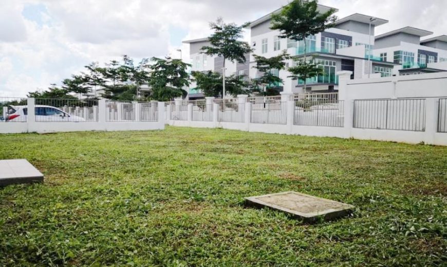 Mutiara Mas – 3 Storey End Lot Cluster House – FOR SALE Mutiara Mas – 3 Storey End Lot Cluster House – FOR SALE