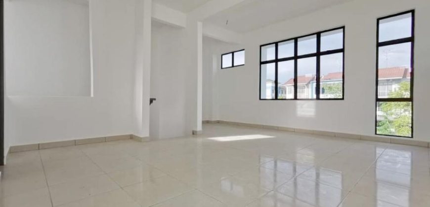 Mutiara Mas – 3 Storey End Lot Cluster House – FOR SALE Mutiara Mas – 3 Storey End Lot Cluster House – FOR SALE