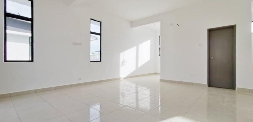 Mutiara Mas – 3 Storey End Lot Cluster House – FOR SALE Mutiara Mas – 3 Storey End Lot Cluster House – FOR SALE