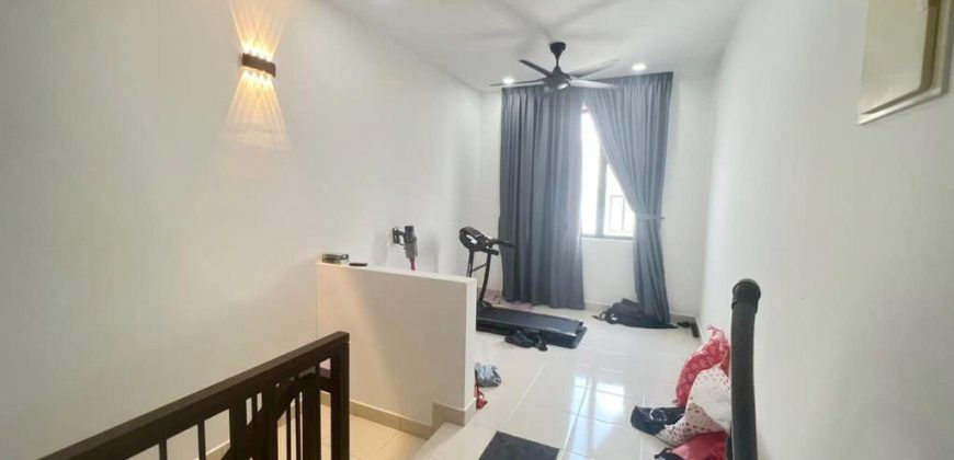 Austin Duta – 2 Storey Terrace House – FOR SALE Austin Duta – 2 Storey Terrace House – FOR SALE