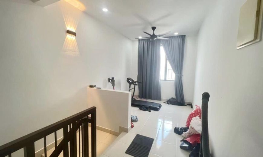 Austin Duta – 2 Storey Terrace House – FOR SALE Austin Duta – 2 Storey Terrace House – FOR SALE