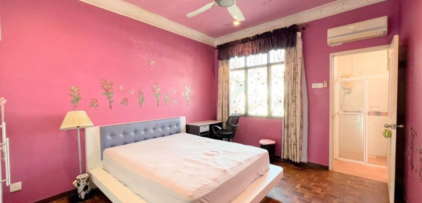 Impian Emas – 2 Storey Superlink House – FOR SALE Impian Emas – 2 Storey Superlink House – FOR SALE