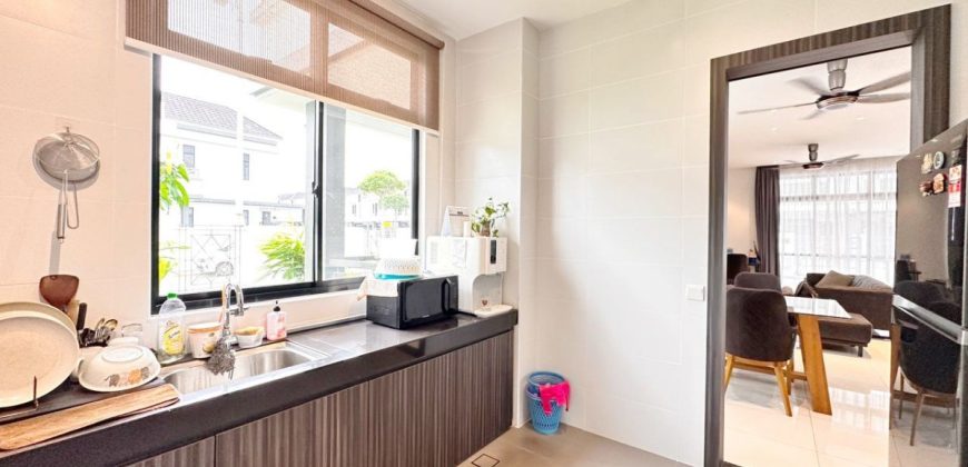 Eco Summer – 2 Storey Corner Terrace House – FOR SALE Eco Summer – 2 Storey Corner Terrace House – FOR SALE