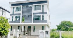 Mutiara Mas – 3 Storey Corner Cluster House – FOR SALE