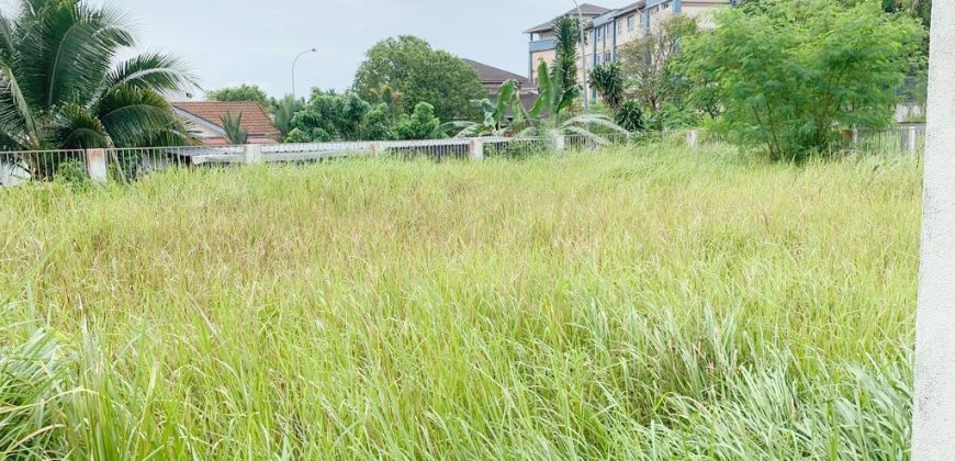 Mutiara Mas – 3 Storey Corner Cluster House – FOR SALE