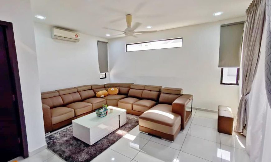 Horizon Hills – 2.5 Storey Cluster House – FOR SALE Horizon Hills – 2.5 Storey Cluster House – FOR SALE