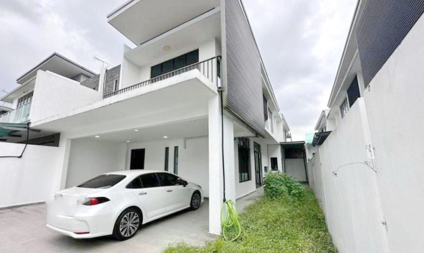 Adda Heights – 2 Storey Cluster House – FOR SALE Adda Heights – 2 Storey Cluster House – FOR SALE