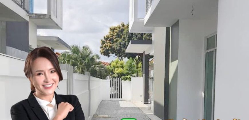Bandar Dato Onn – 2 Storey Semi Detached House – FOR SALE Bandar Dato Onn – 2 Storey Semi Detached House – FOR SALE