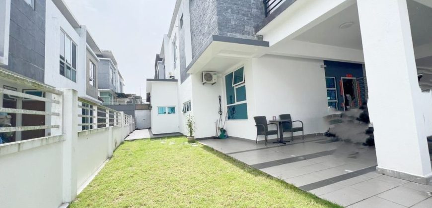 Austin Heights – 2 Storey Semi Detached – FOR SALE Austin Heights – 2 Storey Semi Detached – FOR SALE