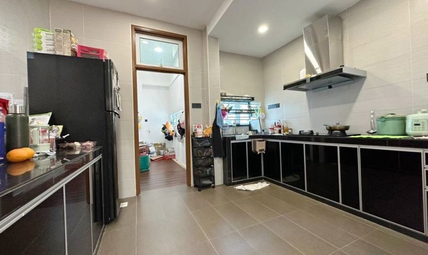 Austin Heights – 2 Storey Semi Detached – FOR SALE Austin Heights – 2 Storey Semi Detached – FOR SALE