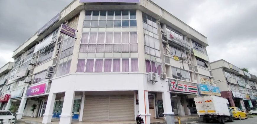 Mount Austin – 4 Storey Corner Shop Lot – For Sale Mount Austin – 4 Storey Corner Shop Lot – For Sale