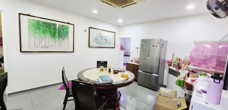 Mount Austin – Single Storey Corner Terrace House – FOR SALE Mount Austin – Single Storey Corner Terrace House – FOR SALE