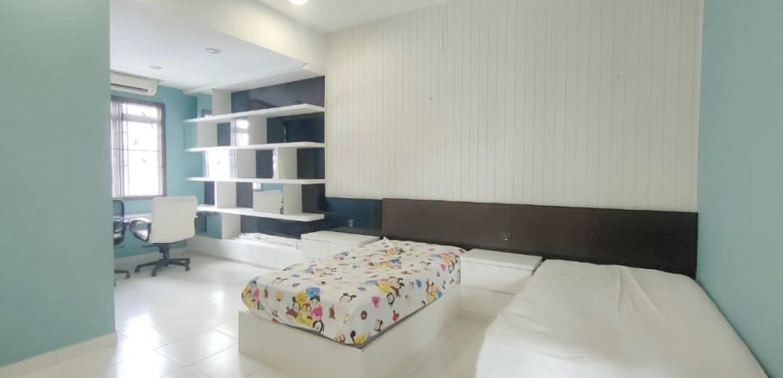 Mutiara Mas – 2.5 Storey Corner Terrace House – FOR SALE Mutiara Mas – 2.5 Storey Corner Terrace House – FOR SALE