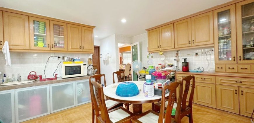 Rosmerah Height @ Taman Johor Jaya – 2 Storey Bungalow House – FOR SALE Rosmerah Height @ Taman Johor Jaya – 2 Storey Bungalow House – FOR SALE