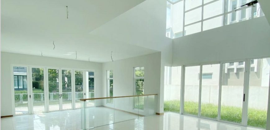 Senibong Cove – 3 Storey Bungalow House – FOR SALE Senibong Cove – 3 Storey Bungalow House – FOR SALE