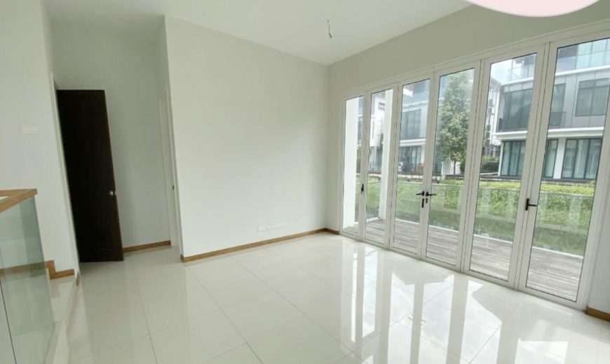 Senibong Cove – 3 Storey Bungalow House – FOR SALE Senibong Cove – 3 Storey Bungalow House – FOR SALE