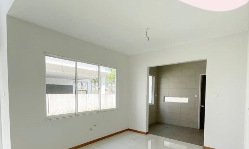 Senibong Cove – 3 Storey Bungalow House – FOR SALE Senibong Cove – 3 Storey Bungalow House – FOR SALE