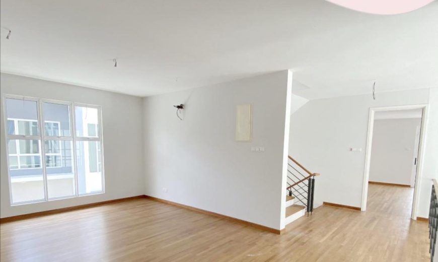 Senibong Cove – 3 Storey Bungalow House – FOR SALE Senibong Cove – 3 Storey Bungalow House – FOR SALE