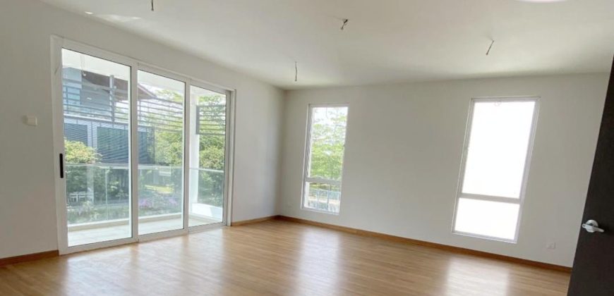 Senibong Cove – 3 Storey Bungalow House – FOR SALE Senibong Cove – 3 Storey Bungalow House – FOR SALE