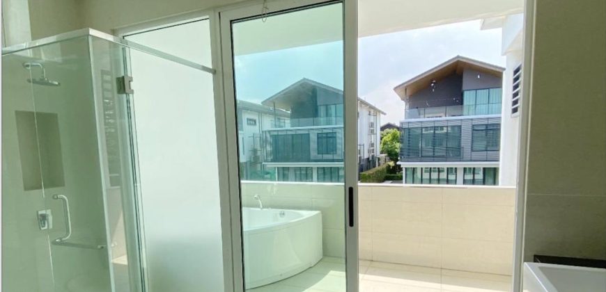 Senibong Cove – 3 Storey Bungalow House – FOR SALE Senibong Cove – 3 Storey Bungalow House – FOR SALE