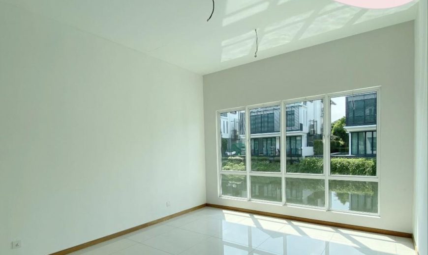 Senibong Cove – 3 Storey Bungalow House – FOR SALE Senibong Cove – 3 Storey Bungalow House – FOR SALE