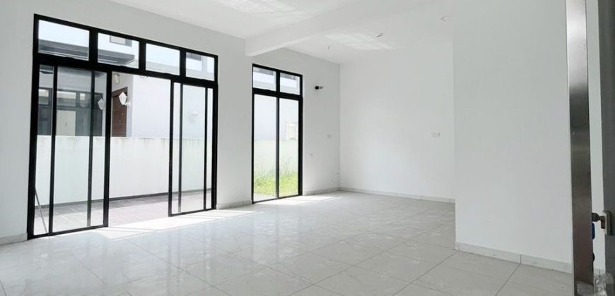 Setia Tropika – 2 Storey Cluster House – FOR SALE Setia Tropika – 2 Storey Cluster House – FOR SALE