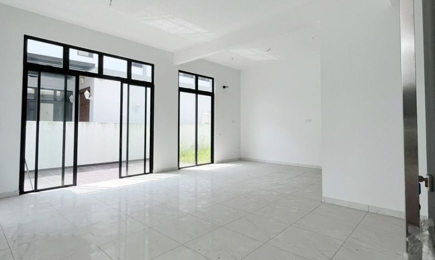 Setia Tropika – 2 Storey Cluster House – FOR SALE Setia Tropika – 2 Storey Cluster House – FOR SALE