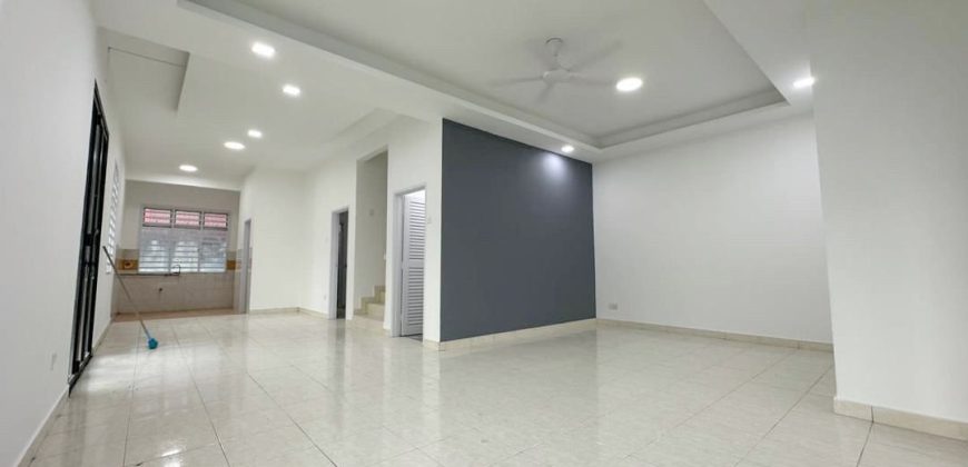 Taman Kempas Indah – 2 Storey Corner Terrace House FOR SALE Taman Kempas Indah – 2 Storey Corner Terrace House FOR SALE