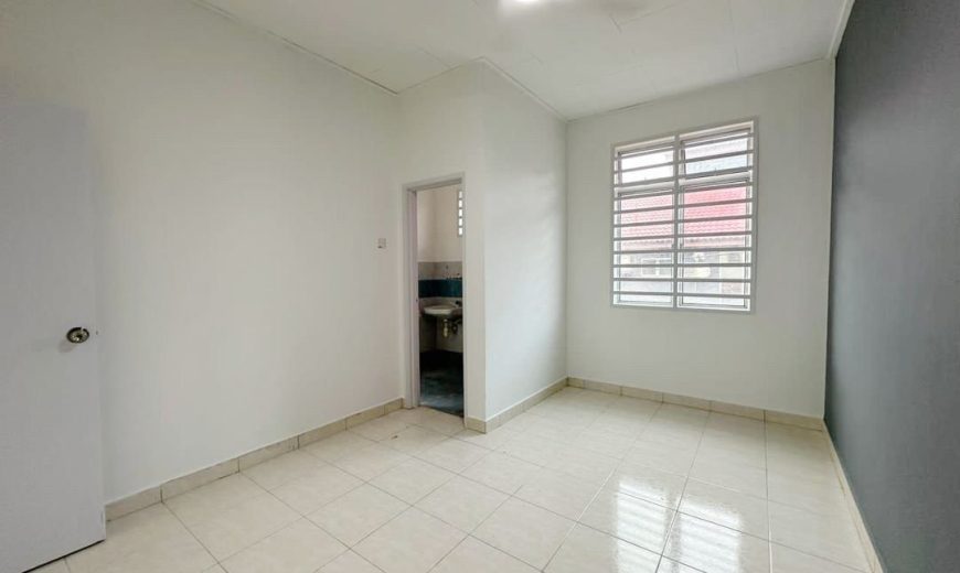 Taman Kempas Indah – 2 Storey Corner Terrace House FOR SALE Taman Kempas Indah – 2 Storey Corner Terrace House FOR SALE
