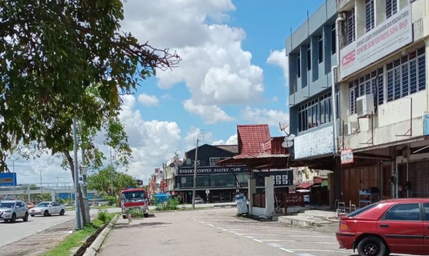 Taman Perling – 3 Storey Shop Lot – FOR RENT Taman Perling – 3 Storey Shop Lot – FOR RENT