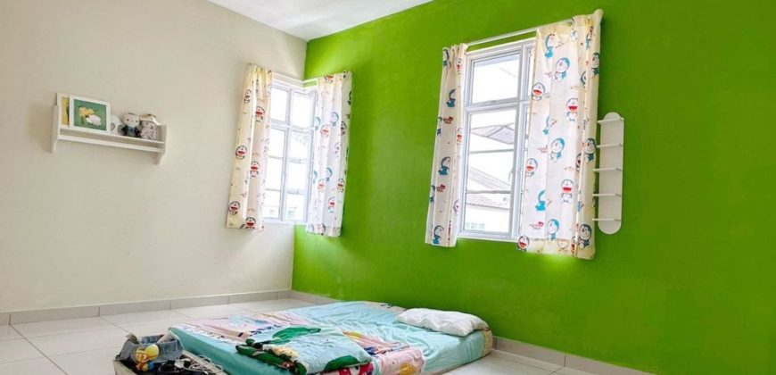Taman Pulai Bayu – 2.5 Storey Semi Detached House – FOR SALE
