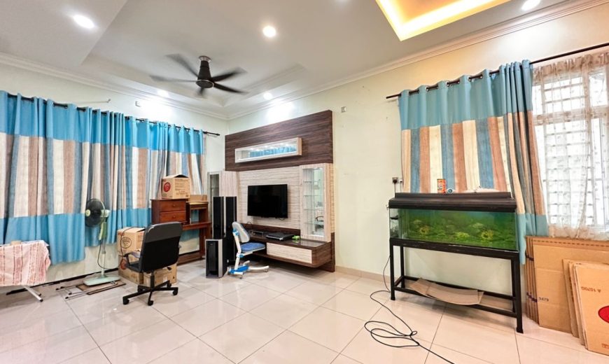 Mount Austin – 2 Storey End Lot Terrace House – FOR SALE Mount Austin – 2 Storey End Lot Terrace House – FOR SALE