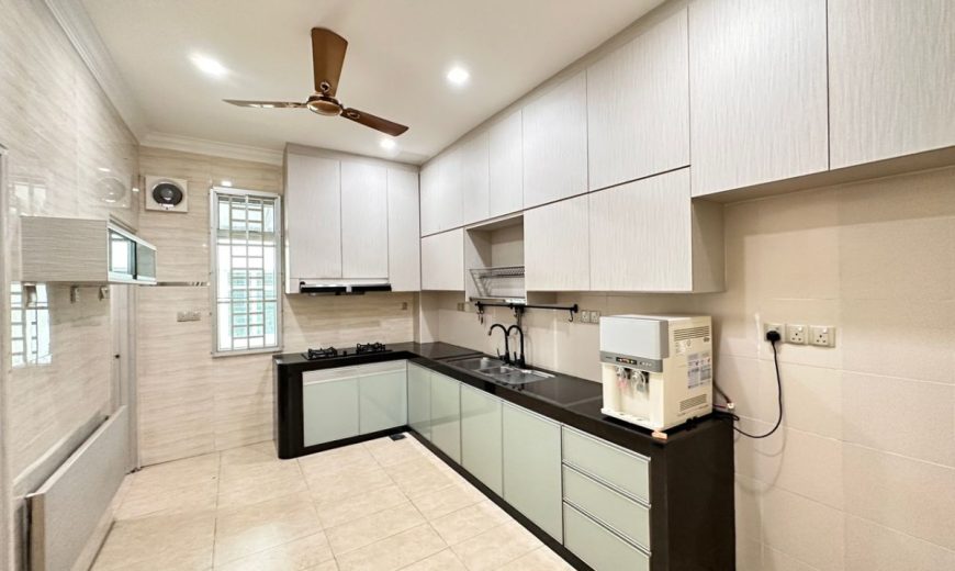 Mount Austin – 2 Storey End Lot Terrace House – FOR SALE Mount Austin – 2 Storey End Lot Terrace House – FOR SALE