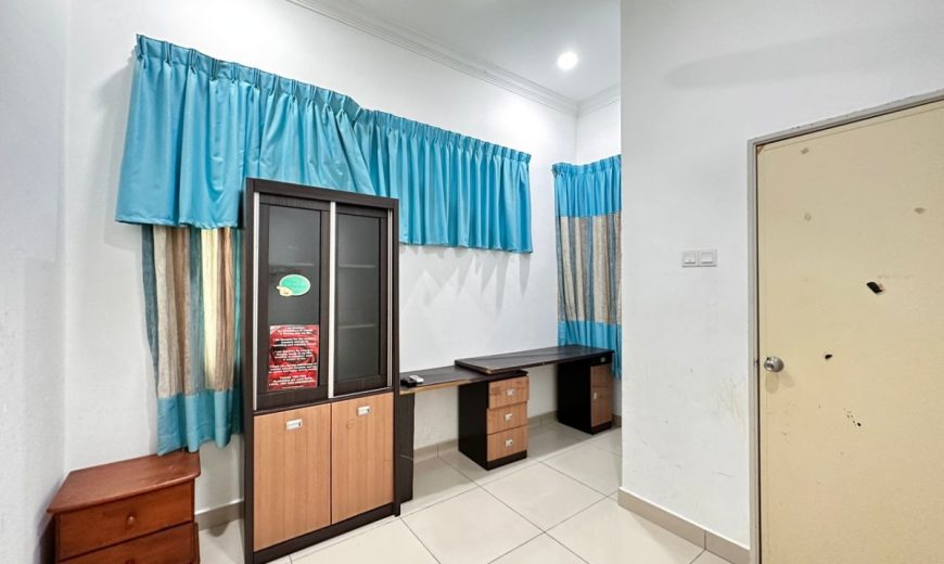 Mount Austin – 2 Storey End Lot Terrace House – FOR SALE Mount Austin – 2 Storey End Lot Terrace House – FOR SALE