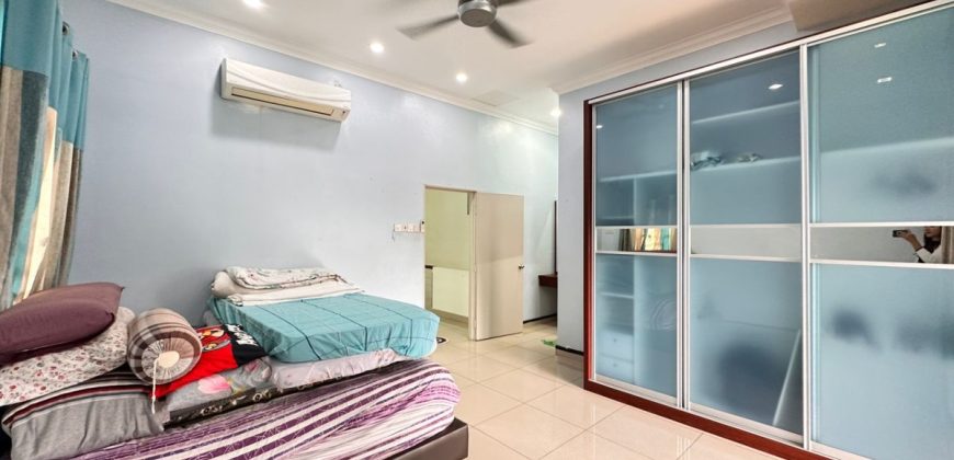 Mount Austin – 2 Storey End Lot Terrace House – FOR SALE Mount Austin – 2 Storey End Lot Terrace House – FOR SALE