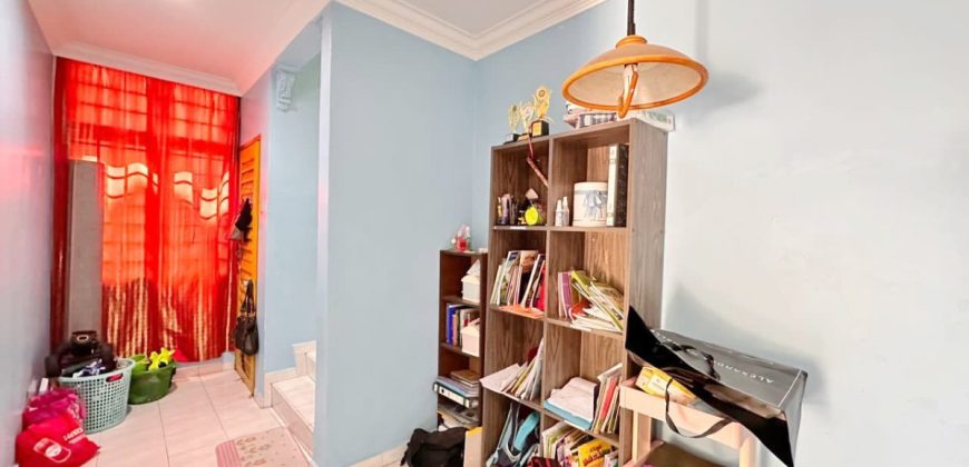 Taman Bukit Jaya @ Ulu Tiram – 1.5 Storey End Lot Terrace House – FOR SALE