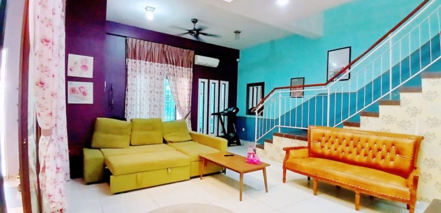Taman Laguna – 2 Storey Superlink House – FOR SALE